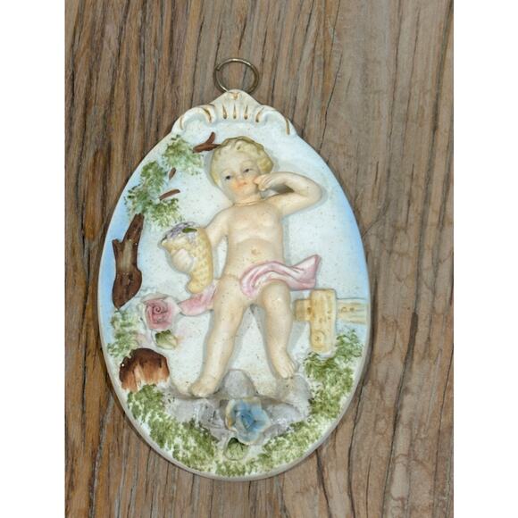 Lipper & Mann Vintage 6" Mounted Wall Porcelain Cherub Angel Figurine - Picture 1 of 3